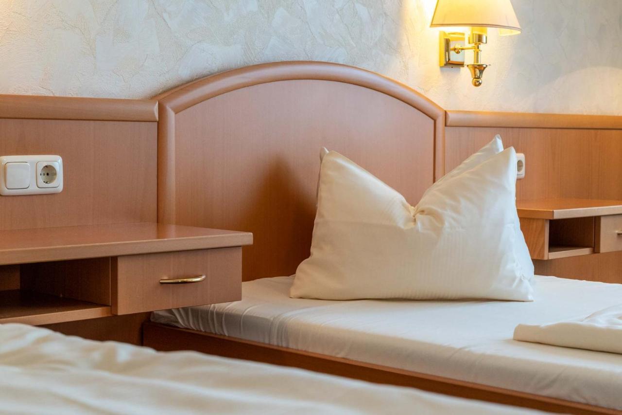 Frommanns Landhotel Буххольц-ин-дер-Нордхайде Экстерьер фото